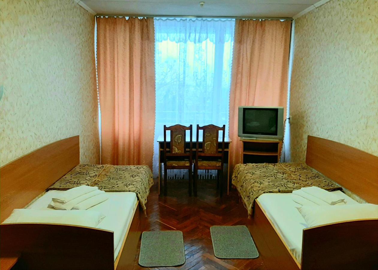 Tourist Hotel Charkov Buitenkant foto
